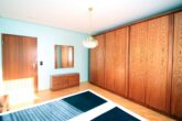 Schlafen - Geräumige 4-Zimmerwohnung in sehr gepflegtem Zustand