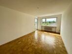 Wohnzimmer - Zentrale 3-Zimmerwohnung zum Einzug oder Vermietung