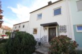 Zugang - Reihenmittelhaus mit Garten, Terrasse, Balkon und Pool