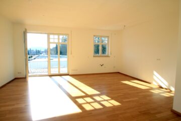 Schöner Wohnen – 3-Zimmerwohnung mit XXL-Balkon, 86381 Krumbach, Wohnung