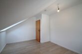 Schlafzimmer - Sonnige 2-ZKB Dachgeschosswohnung